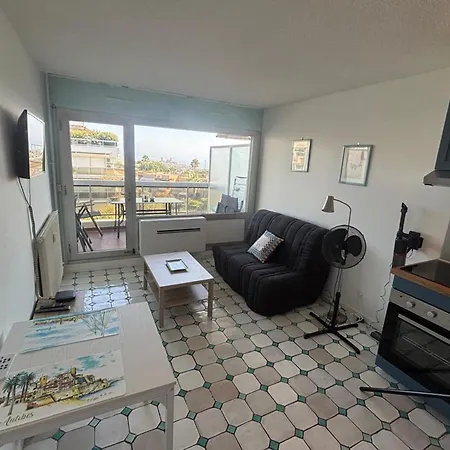 With Sea View Terrace And Swimming Pool Apartment Antibes